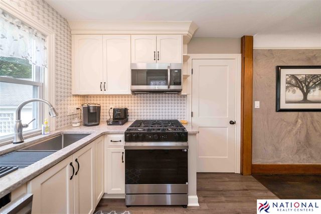 410 W 12 Mile Road, Royal Oak, MI 48073