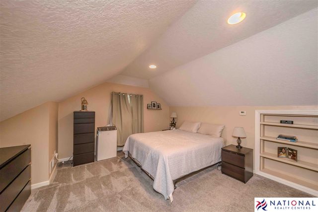 410 W 12 Mile Road, Royal Oak, MI 48073