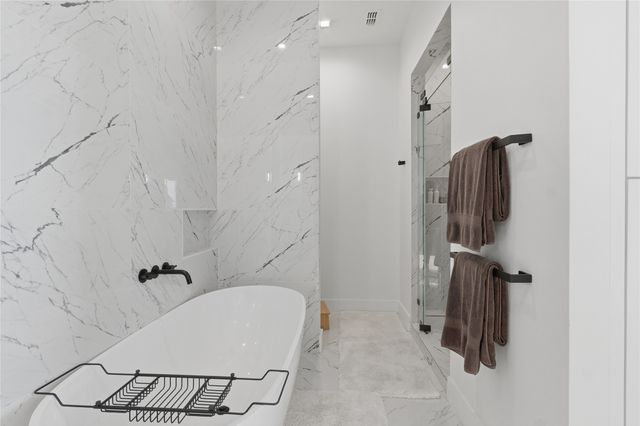 1202 Richland Oaks Drive, Richardson, TX 75081