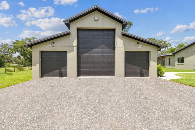 1517 UNCLE BUDS LANE, Lithia, FL 33547
