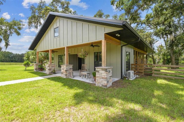 1517 UNCLE BUDS LANE, Lithia, FL 33547