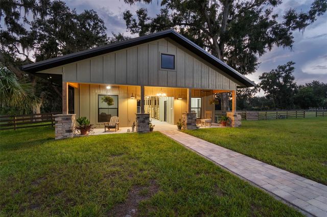 1517 UNCLE BUDS LANE, Lithia, FL 33547