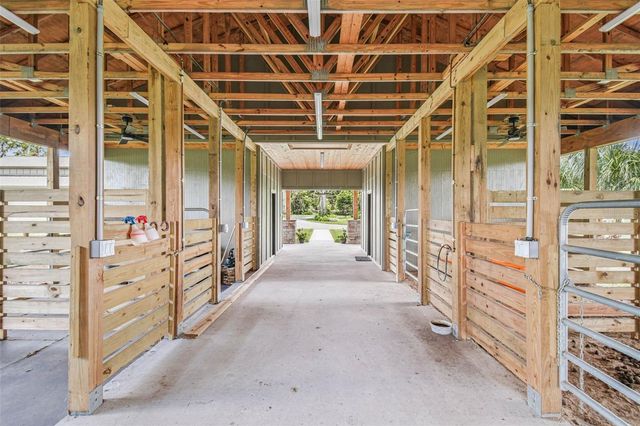 1517 UNCLE BUDS LANE, Lithia, FL 33547