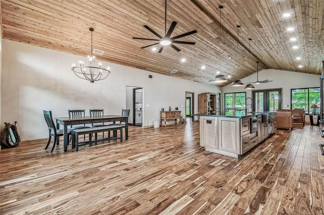 1517 UNCLE BUDS LANE, Lithia, FL 33547