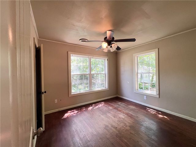 1433 N Garland Avenue, Fayetteville, AR 72703