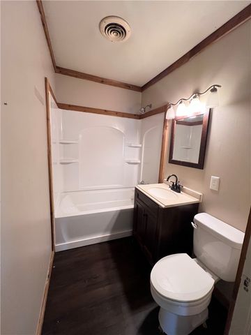 1433 N Garland Avenue, Fayetteville, AR 72703