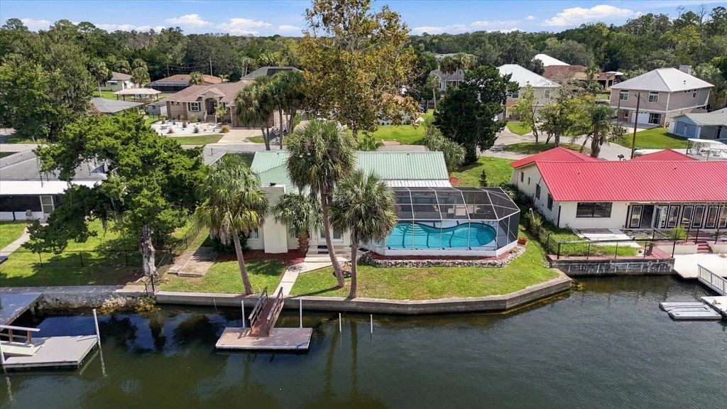 Image 3 of property listing at 3840 N CALUSA POINT, Crystal River, FL 34428