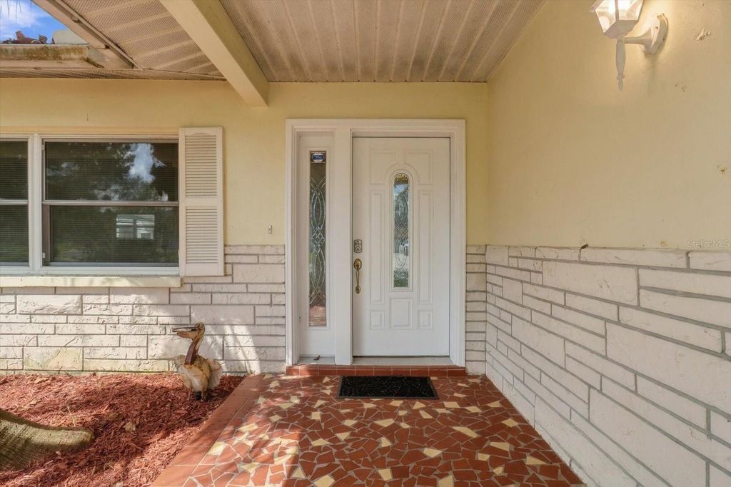 Image 6 of property listing at 3840 N CALUSA POINT, Crystal River, FL 34428