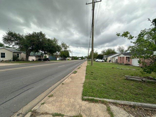 1806 S 5th Street, Temple, TX 76504