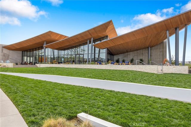 27632 Ensemble Place, Valencia, CA 91381