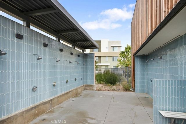 27632 Ensemble Place, Valencia, CA 91381