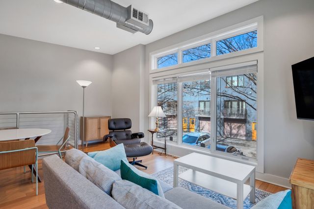 221 S 11th St, Nashville, TN 37206