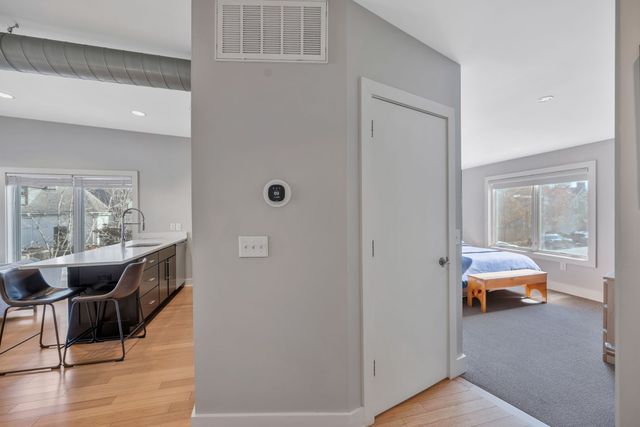 221 S 11th St, Nashville, TN 37206