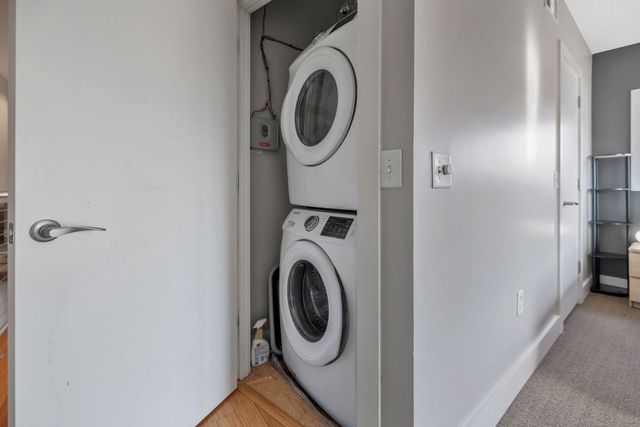 221 S 11th St, Nashville, TN 37206