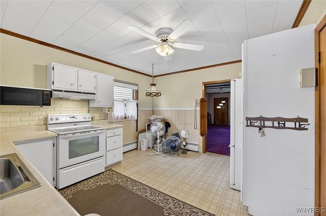 3807 Pine Avenue, Niagara Falls, NY 14301