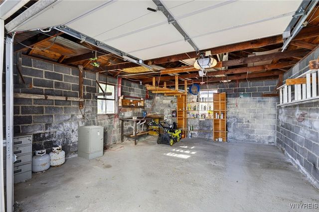 3807 Pine Avenue, Niagara Falls, NY 14301