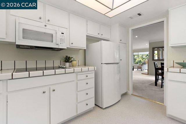 2065 Cactus Ct 3, Walnut Creek, CA 94595