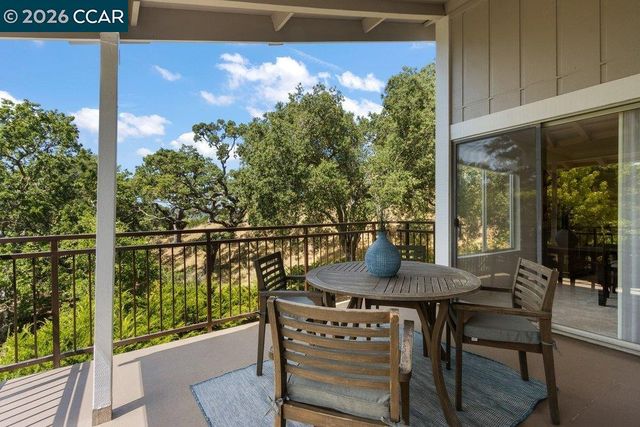 2065 Cactus Ct 3, Walnut Creek, CA 94595