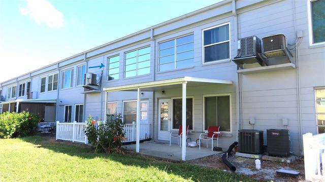 2100 WORLD PARKWAY BOULEVARD 38, Clearwater, FL 33763