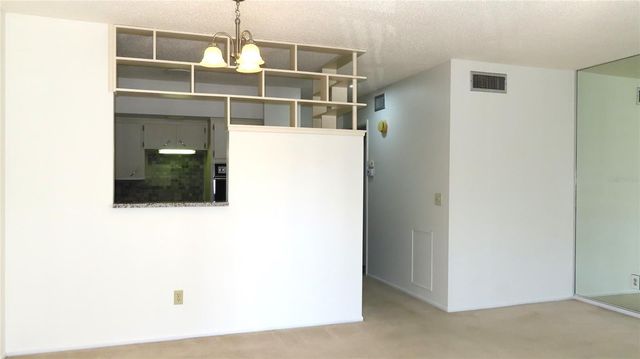 2100 WORLD PARKWAY BOULEVARD 38, Clearwater, FL 33763