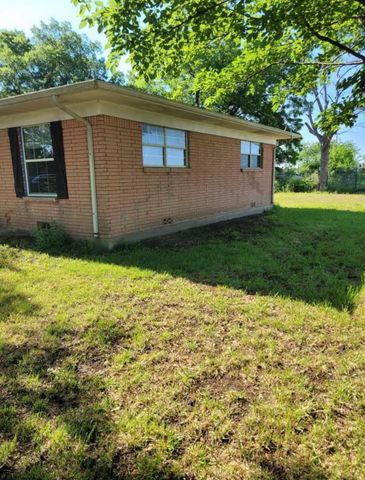 23301 S 78 Highway, Trenton, TX 75490