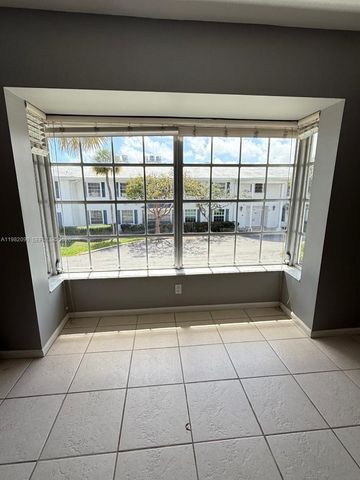 2261 NE 67th St 1823, Fort Lauderdale, FL 33308