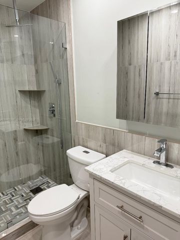 2261 NE 67th St 1823, Fort Lauderdale, FL 33308