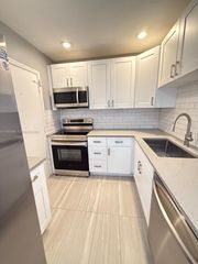 2261 NE 67th St 1823, Fort Lauderdale, FL 33308