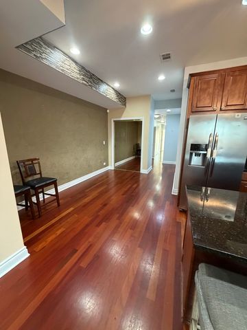 3016 N Harlem Avenue 4N, Chicago, IL 60634