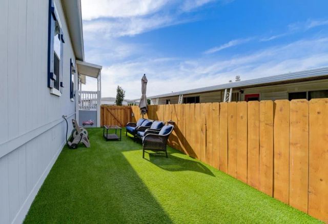 718 Sycamore 14, Vista, CA 92083