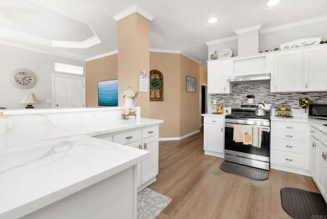 718 Sycamore 14, Vista, CA 92083