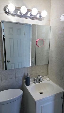 2213 Lincoln St 2, Hollywood, FL 33020