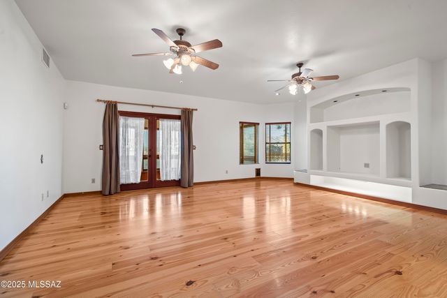 5480 W Sharpshooter Court, Tucson, AZ 85743