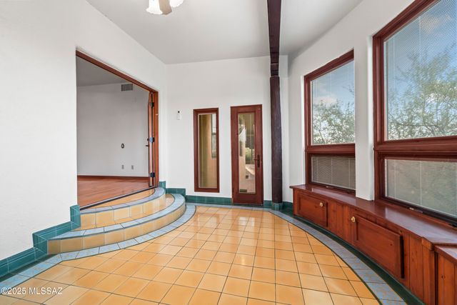 5480 W Sharpshooter Court, Tucson, AZ 85743