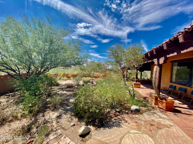 5480 W Sharpshooter Court, Tucson, AZ 85743