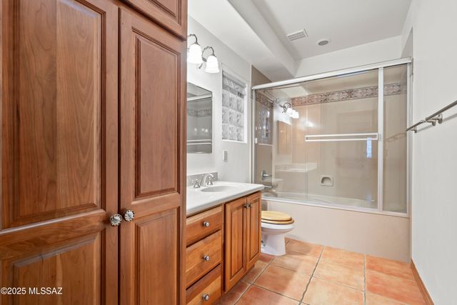 5480 W Sharpshooter Court, Tucson, AZ 85743