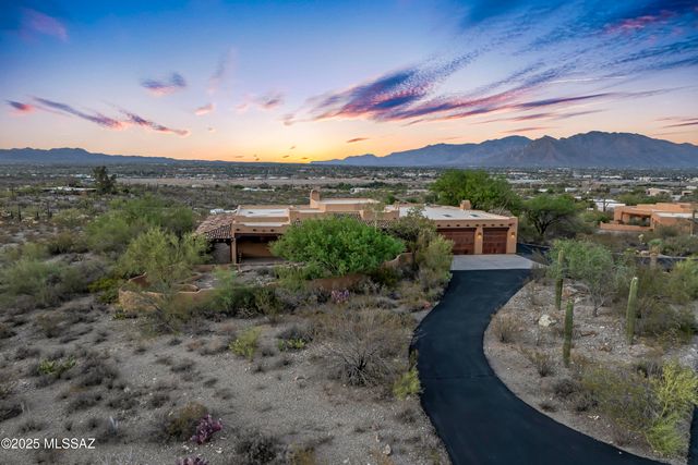 5480 W Sharpshooter Court, Tucson, AZ 85743