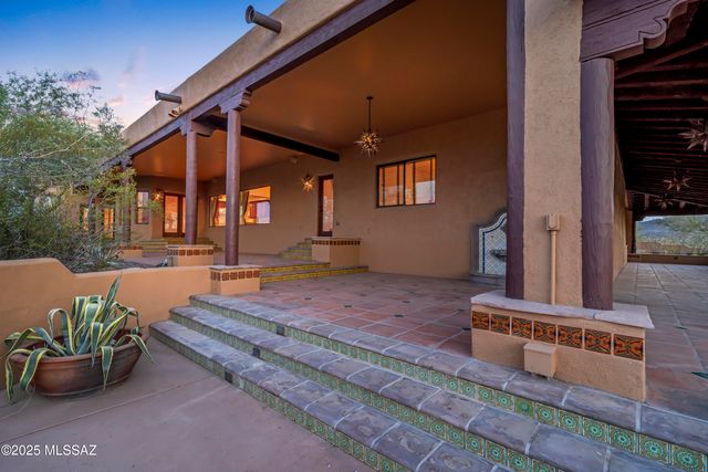 5480 W Sharpshooter Court, Tucson, AZ 85743