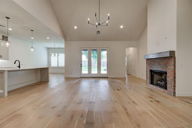 3916 Stone Hill Lane, Edmond, OK 73034