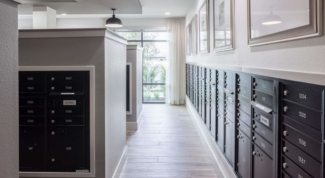 10800 Hammerly Boulevard 232, Houston, TX 77043