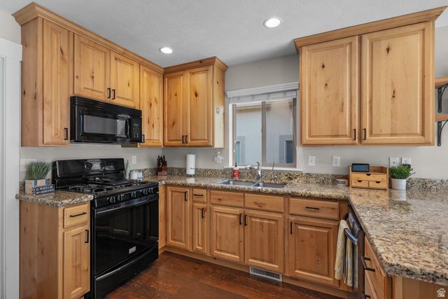 4096 E MOHICAN DR, Eagle Mountain, UT 84005