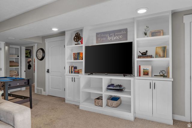 4096 E MOHICAN DR, Eagle Mountain, UT 84005