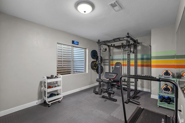 4096 E MOHICAN DR, Eagle Mountain, UT 84005