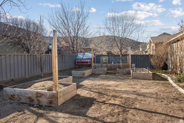 4096 E MOHICAN DR, Eagle Mountain, UT 84005