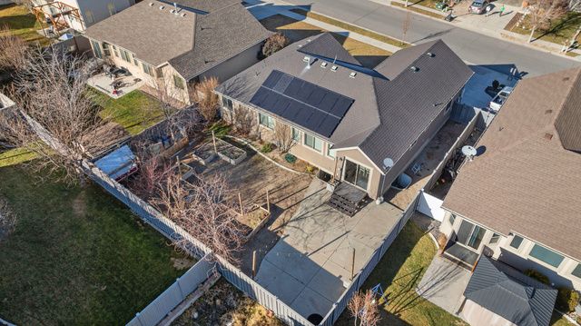 4096 E MOHICAN DR, Eagle Mountain, UT 84005