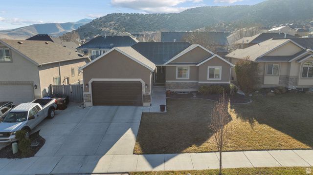 4096 E MOHICAN DR, Eagle Mountain, UT 84005