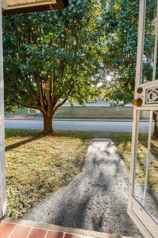 46 N 10th Street, Williamsburg, KY 40769