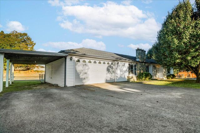 46 N 10th Street, Williamsburg, KY 40769