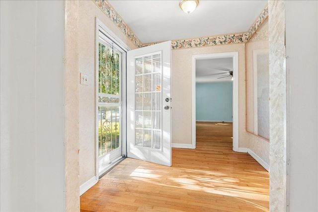 46 N 10th Street, Williamsburg, KY 40769