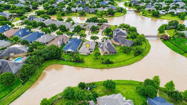 6511 Wexford Trail, Sugar Land, TX 77479